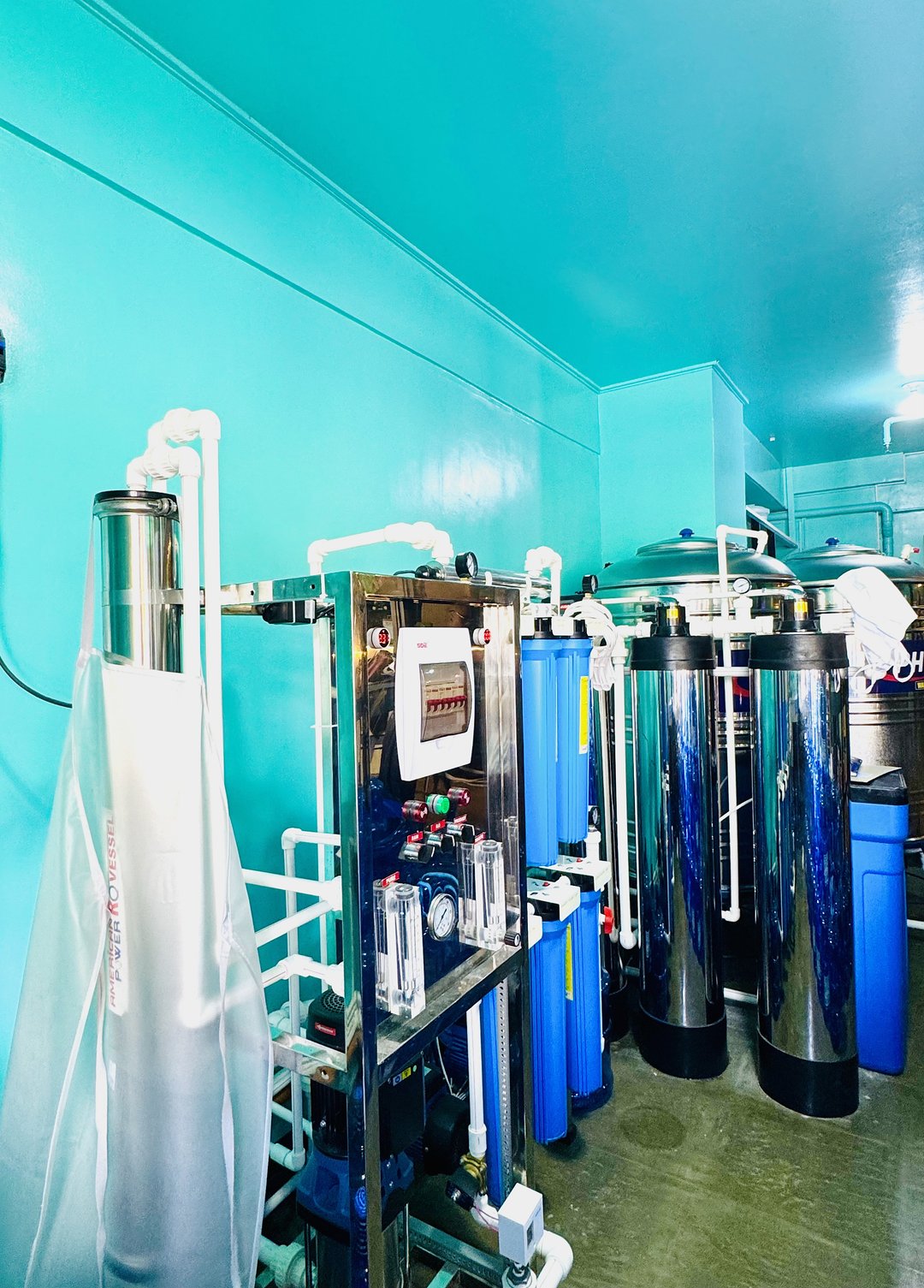 Water treatment equipment, filters, tanks and pipes inside Freshflow